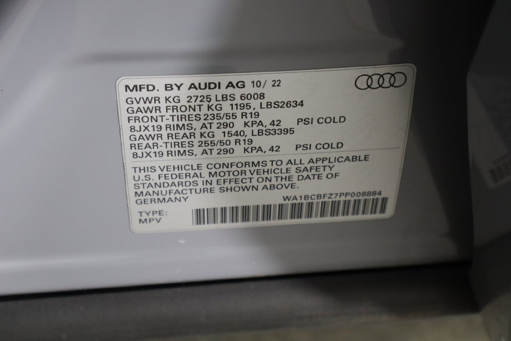 Used 2023 Audi Q4 e-tron Premium Plus w/ Premium Plus RWD image 40