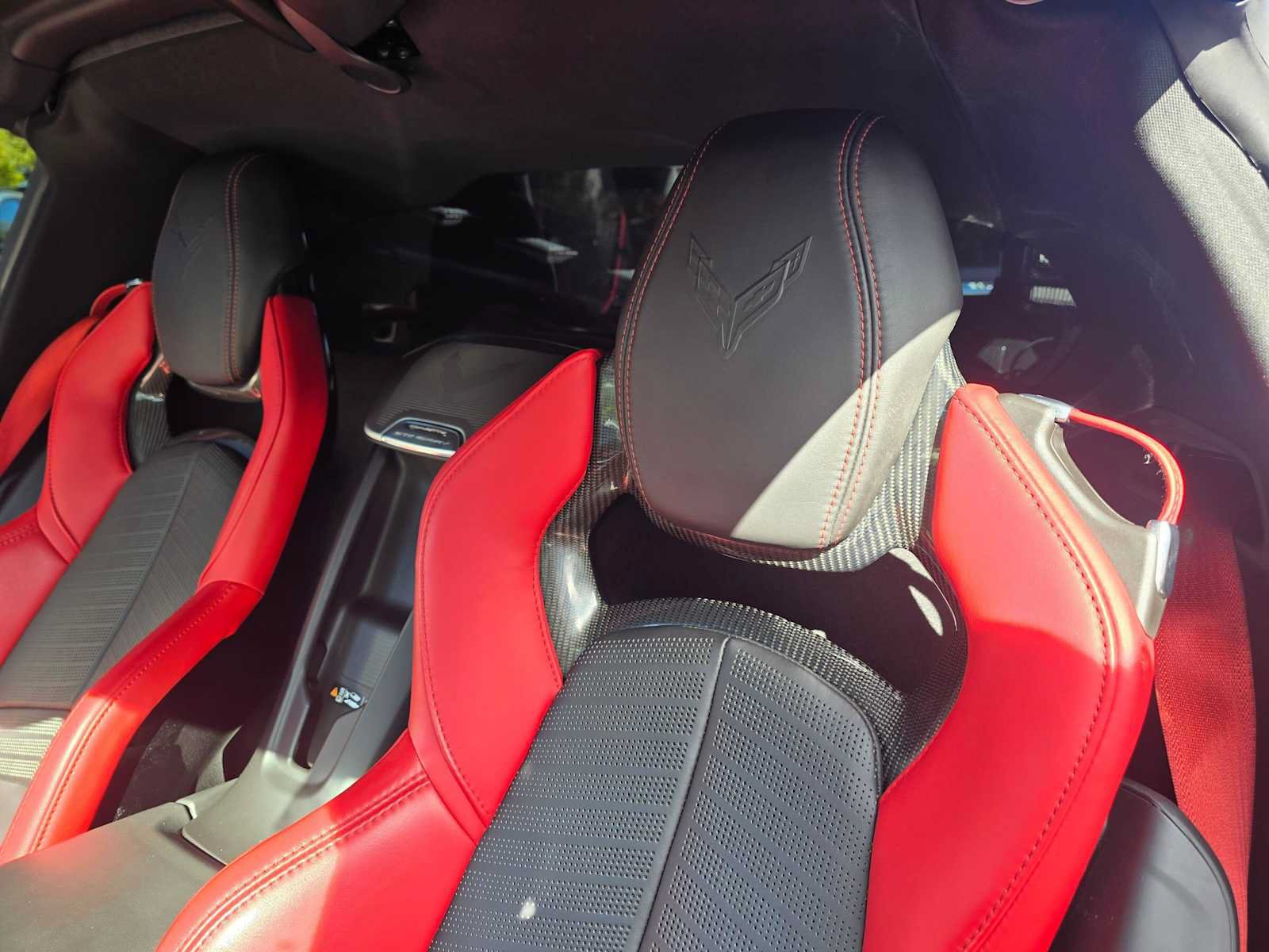 Used 2021 Chevrolet Corvette Stingray Preferred Cpe w/ Z51 Performance Package RWD image 18