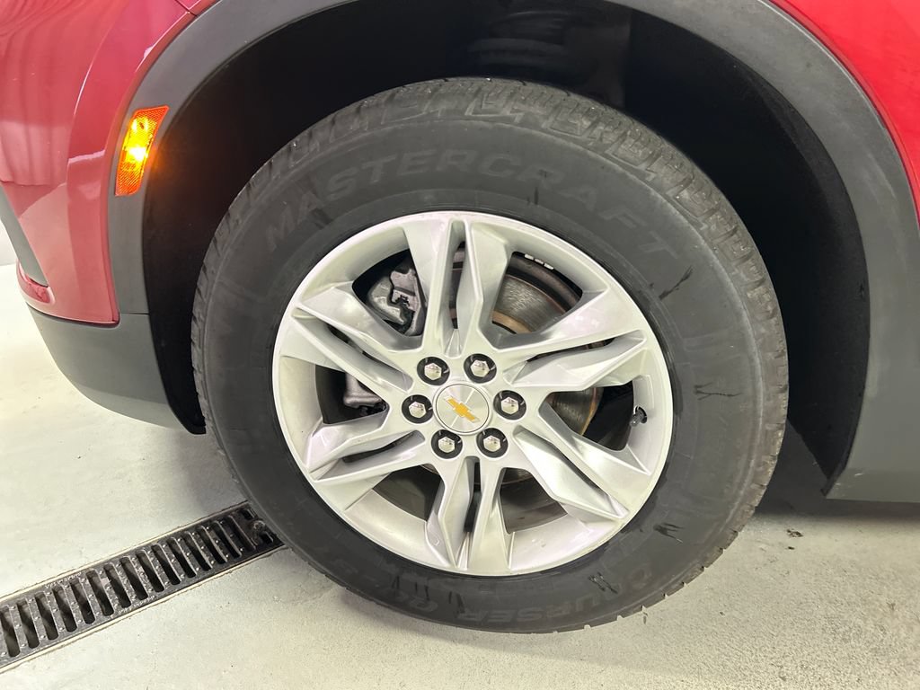 Used 2021 Chevrolet Blazer LT AWD/4WD image 9