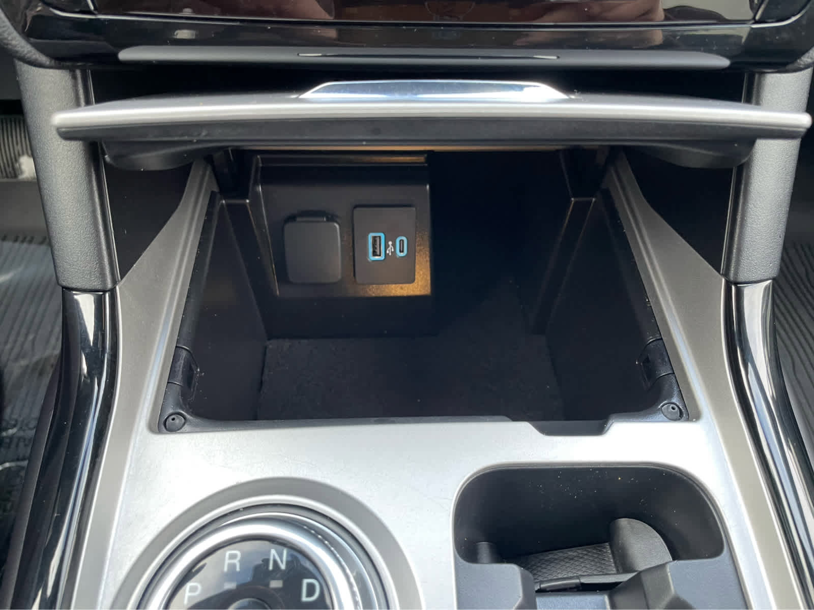 Used 2024 Ford Explorer ST w/ Equipment Group 401A image 25