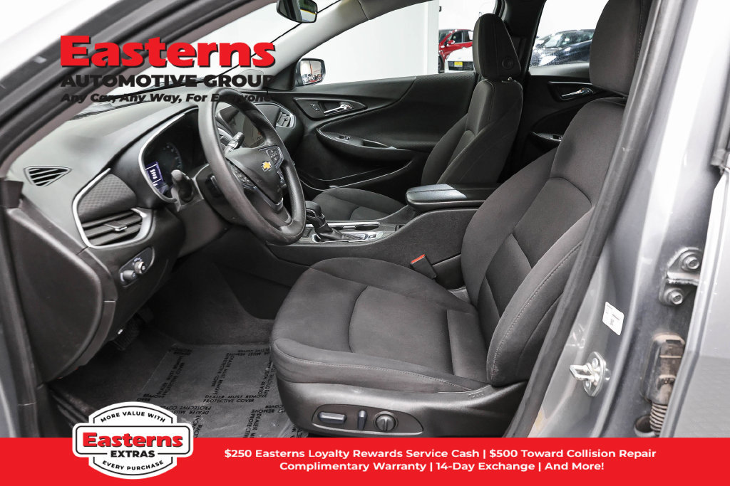 Used 2024 Chevrolet Malibu LT FWD image 15