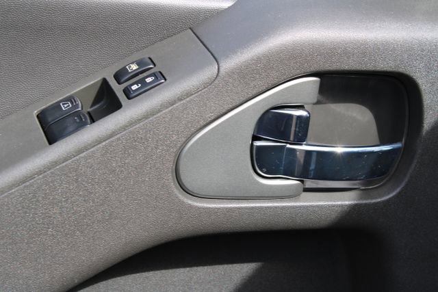 Used 2017 Nissan Frontier SV image 13