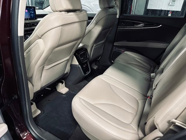 Used 2022 Lincoln Nautilus Reserve image 23