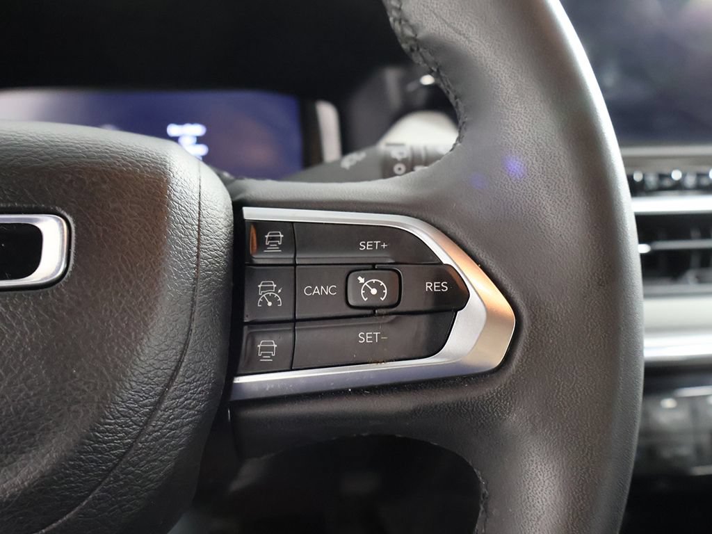 Used 2023 Jeep Compass Limited w/ Elite Group AWD/4WD image 43