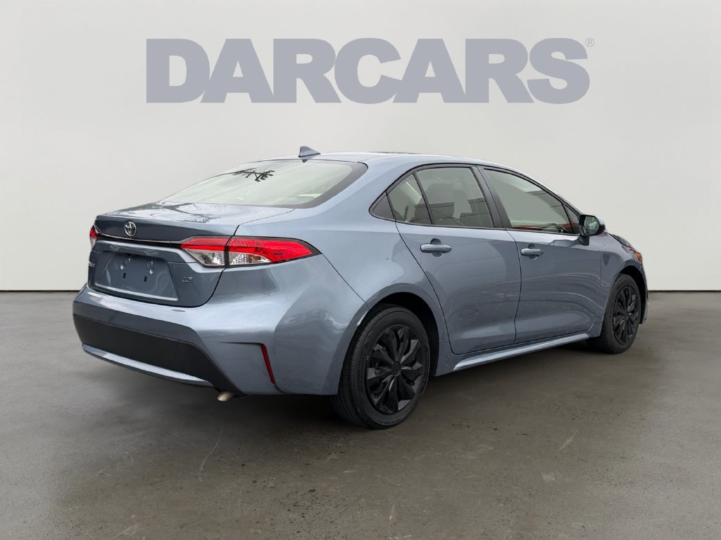 Used 2021 Toyota Corolla LE w/ Carpet Mat Package (TMS) FWD image 6