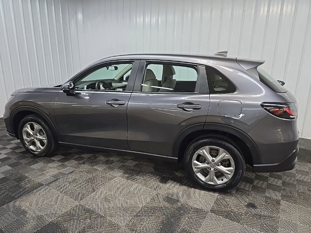 Used 2023 Honda HR-V LX image 4