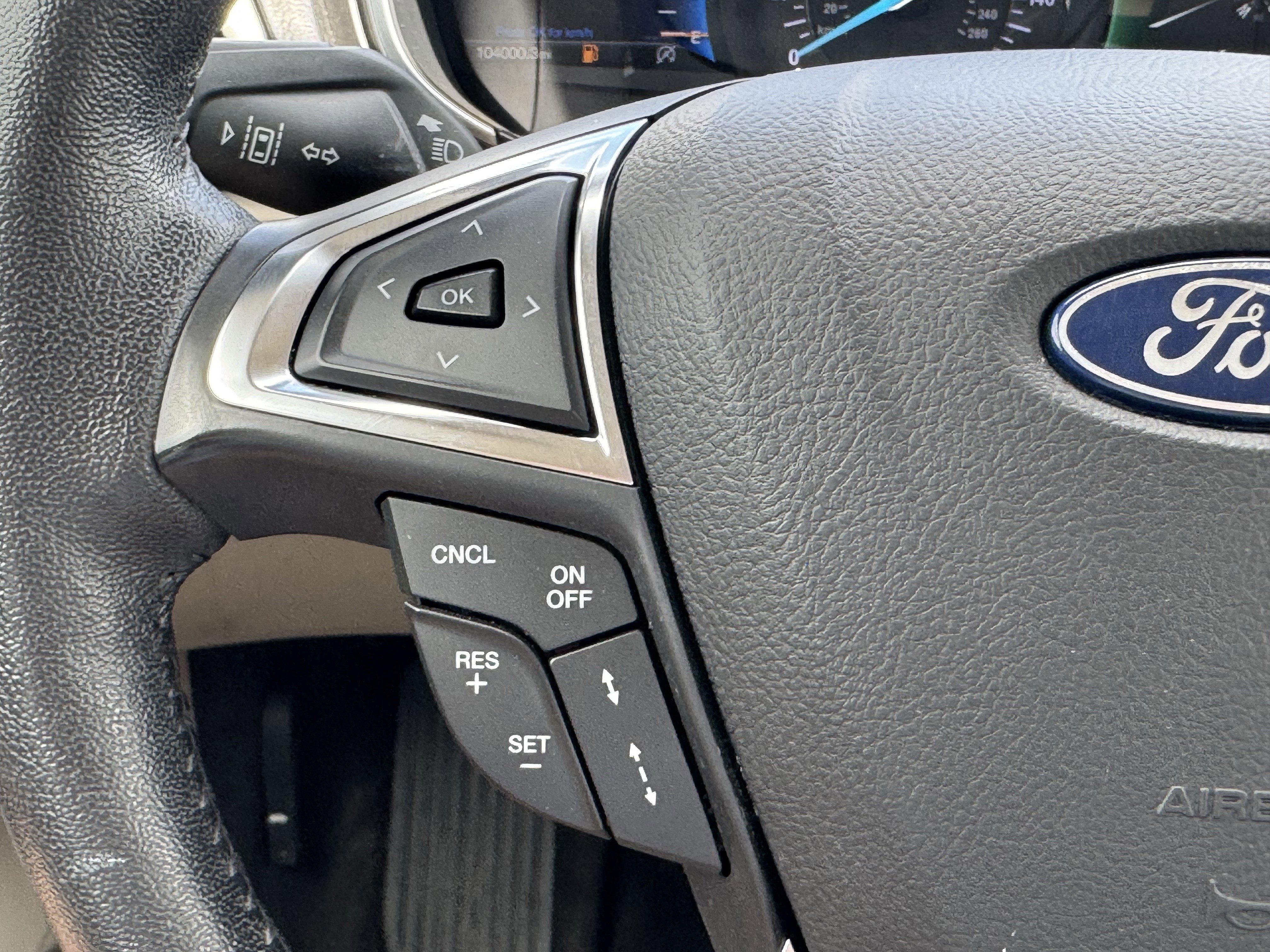 Used 2020 Ford Fusion SEL image 16