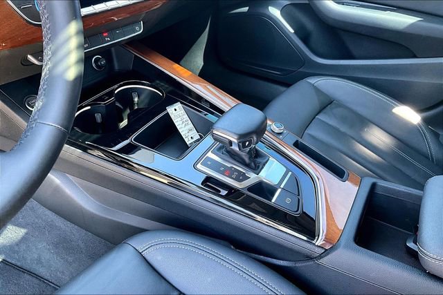 Used 2023 Audi A4 2.0T Premium w/ Convenience Package image 14