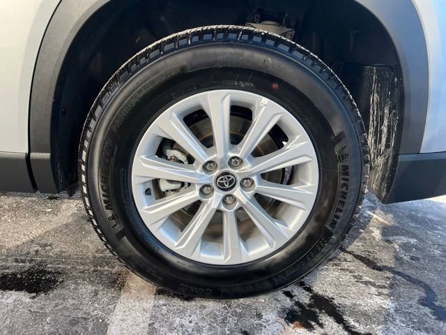 Used 2025 Toyota Grand Highlander XLE image 45