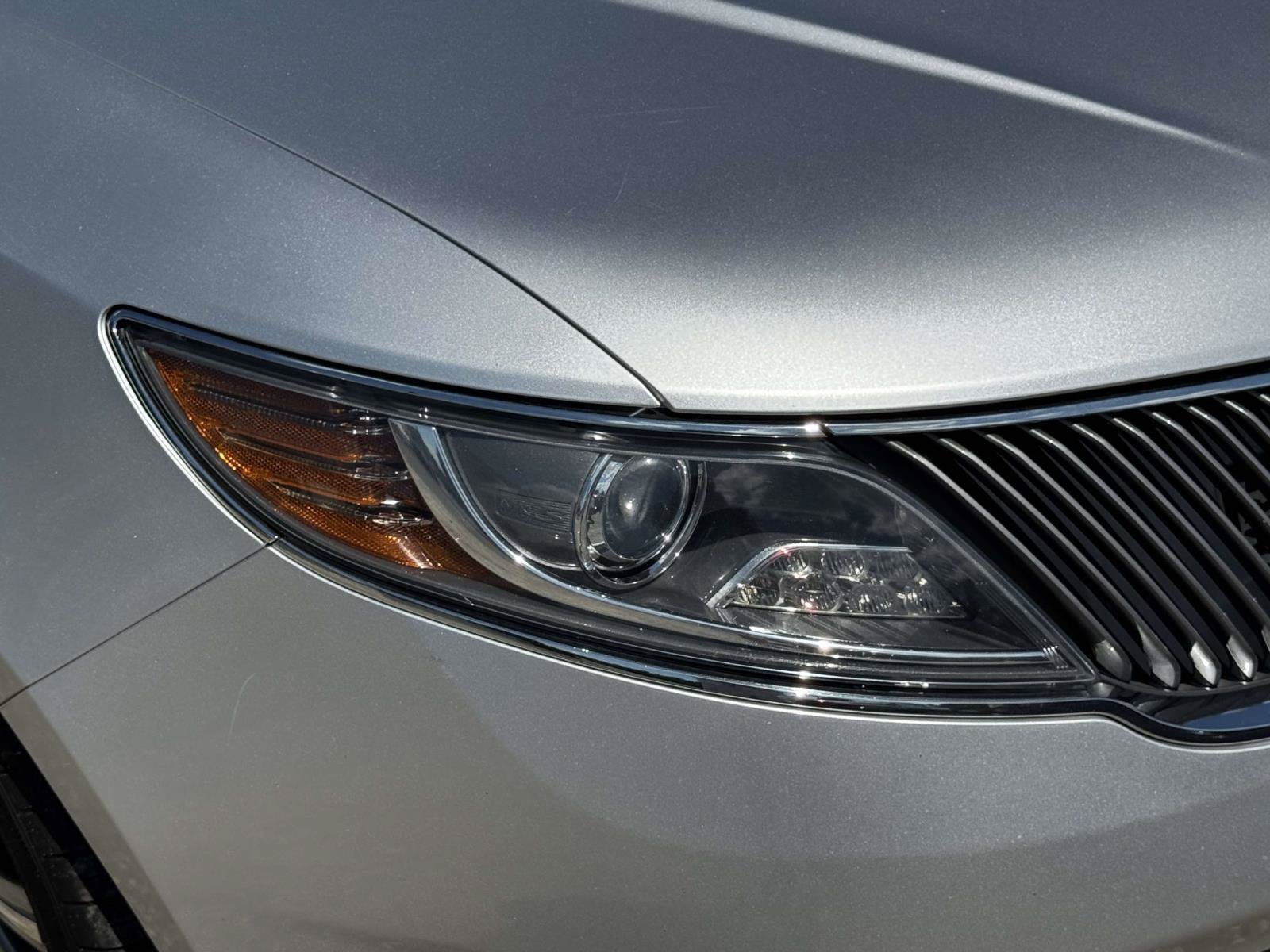 Used 2015 Lincoln MKS AWD w/ Equipment Group 101A image 7