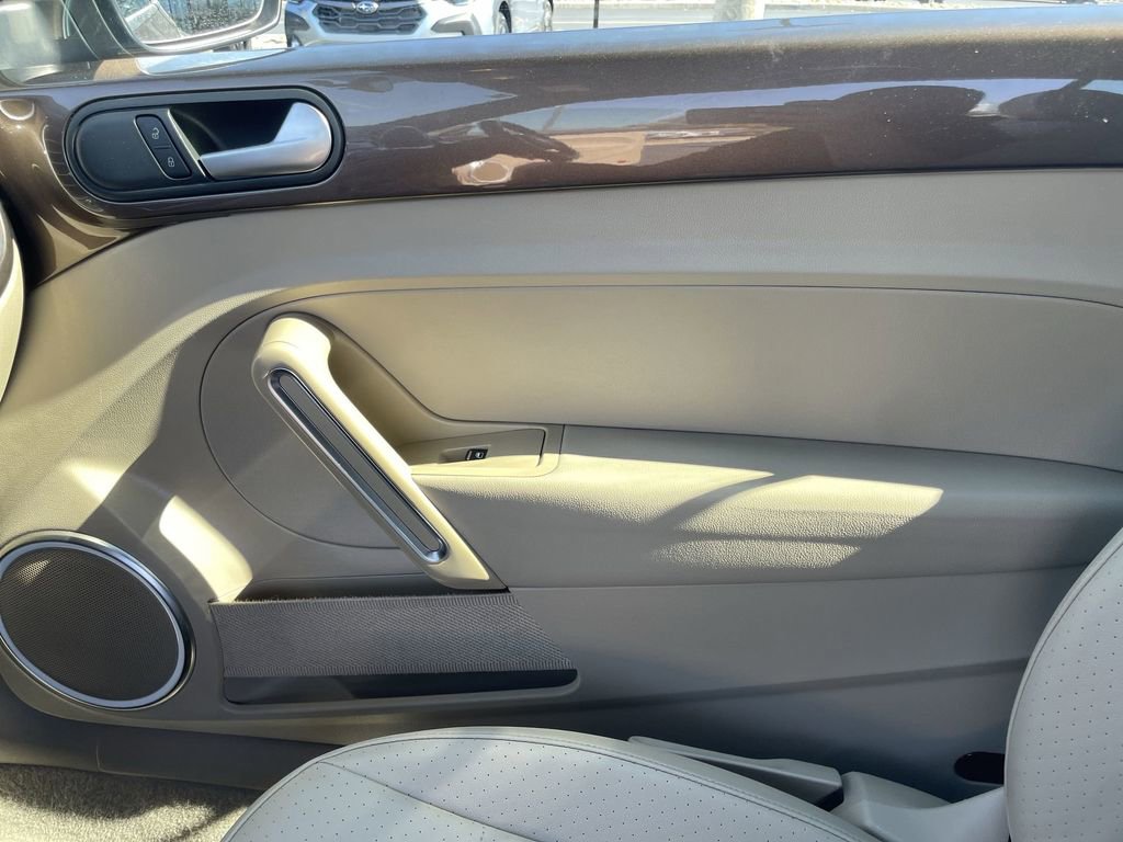 Used 2015 Volkswagen Beetle 1.8T image 17