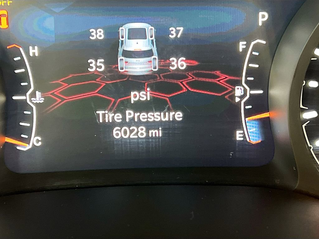 Used 2023 Jeep Compass Sport image 10