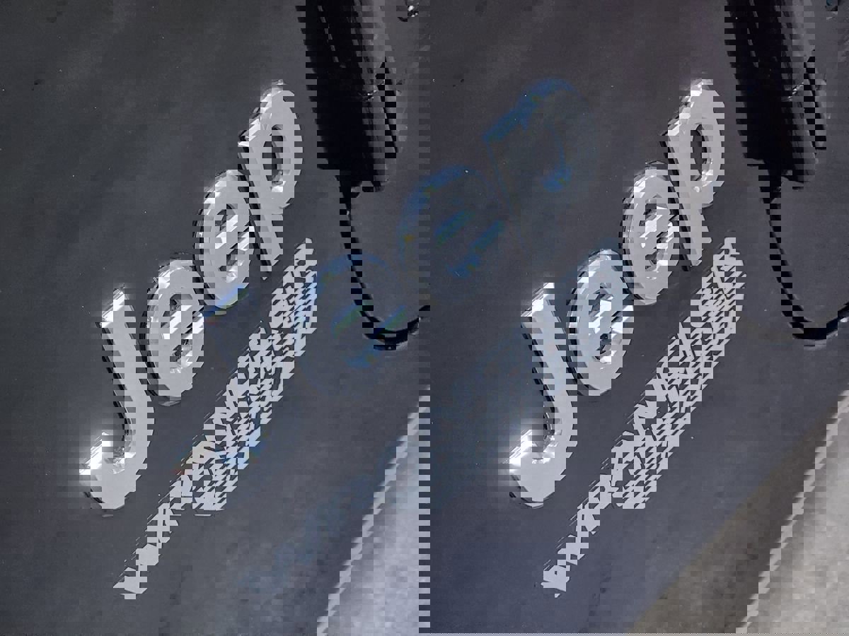 Used 2020 Jeep Wrangler Unlimited Sport image 25