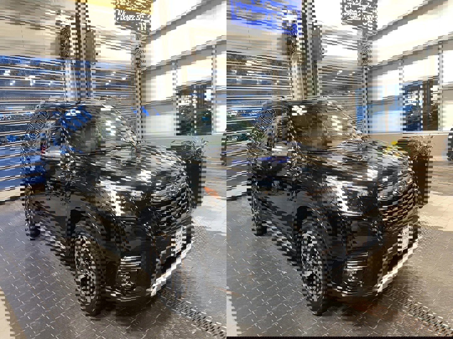 Used 2023 Subaru Forester Touring image 1