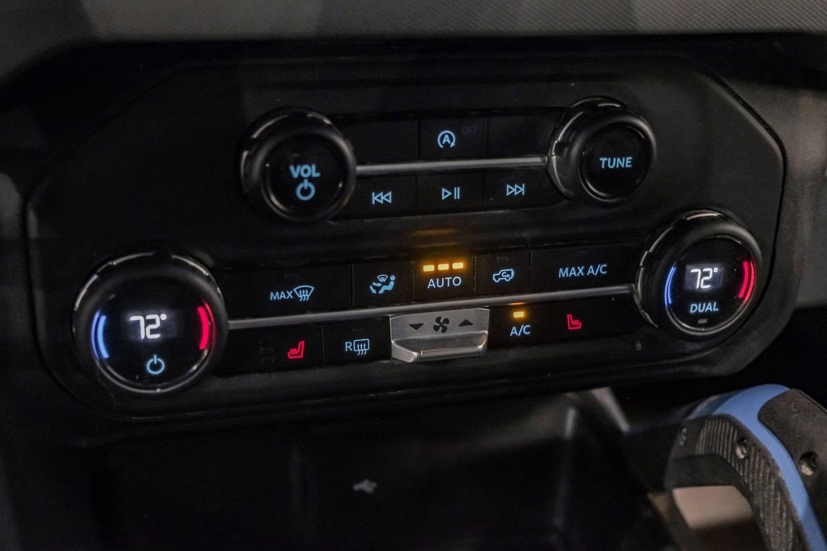 Used 2023 Ford Bronco Black Diamond image 27