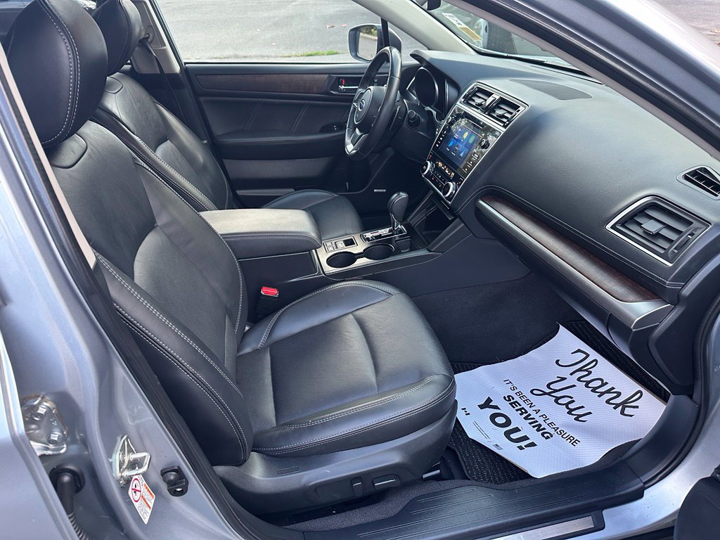 Used 2019 Subaru Outback 2.5i Limited AWD/4WD image 12