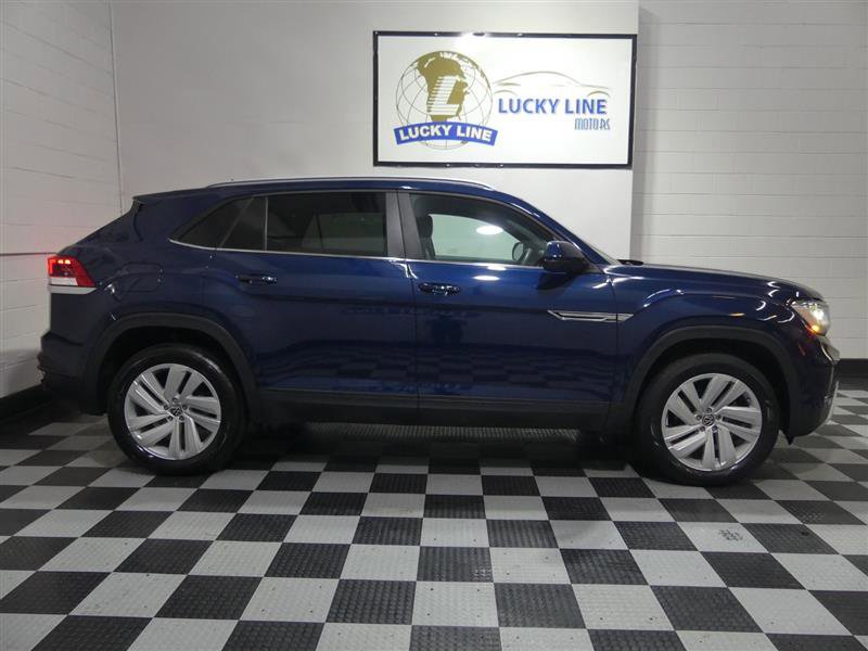 Used 2022 Volkswagen Atlas Cross Sport SE w/ Panoramic Sunroof Package image 6