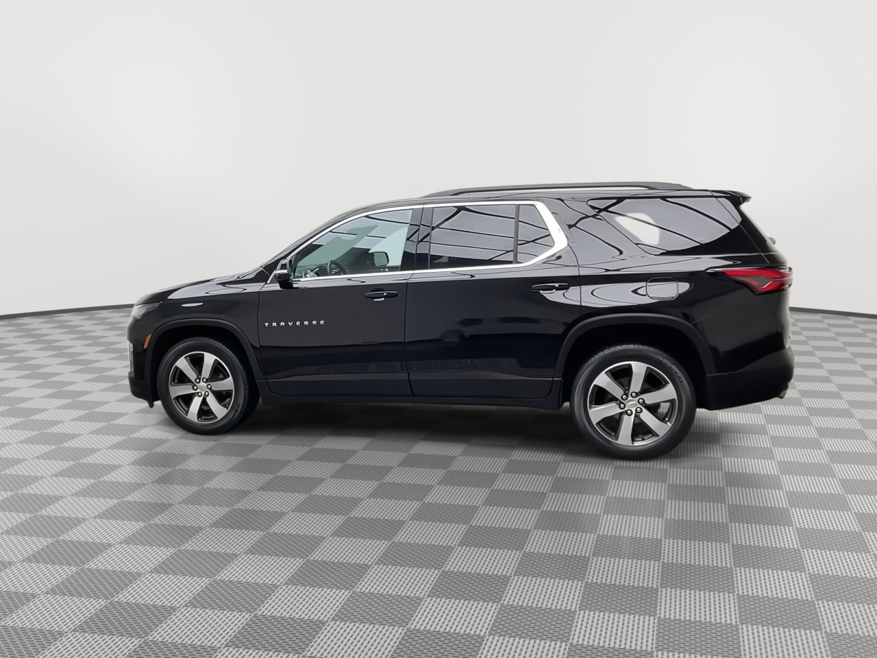 Certified 2023 Chevrolet Traverse LT w/ LT Premium Package image 42