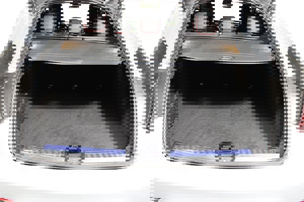 Used 2023 Mercedes-Benz GLC 43 AMG 4MATIC Coupe image 28