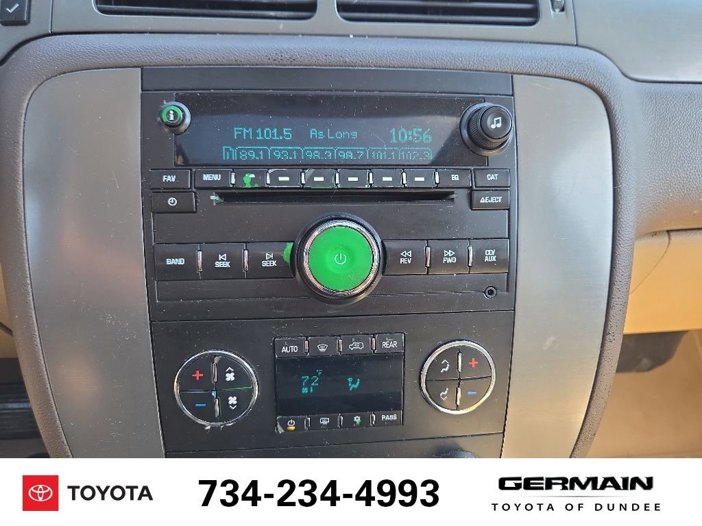 Used 2011 Chevrolet Suburban LT w/ Luxury Package AWD/4WD image 27