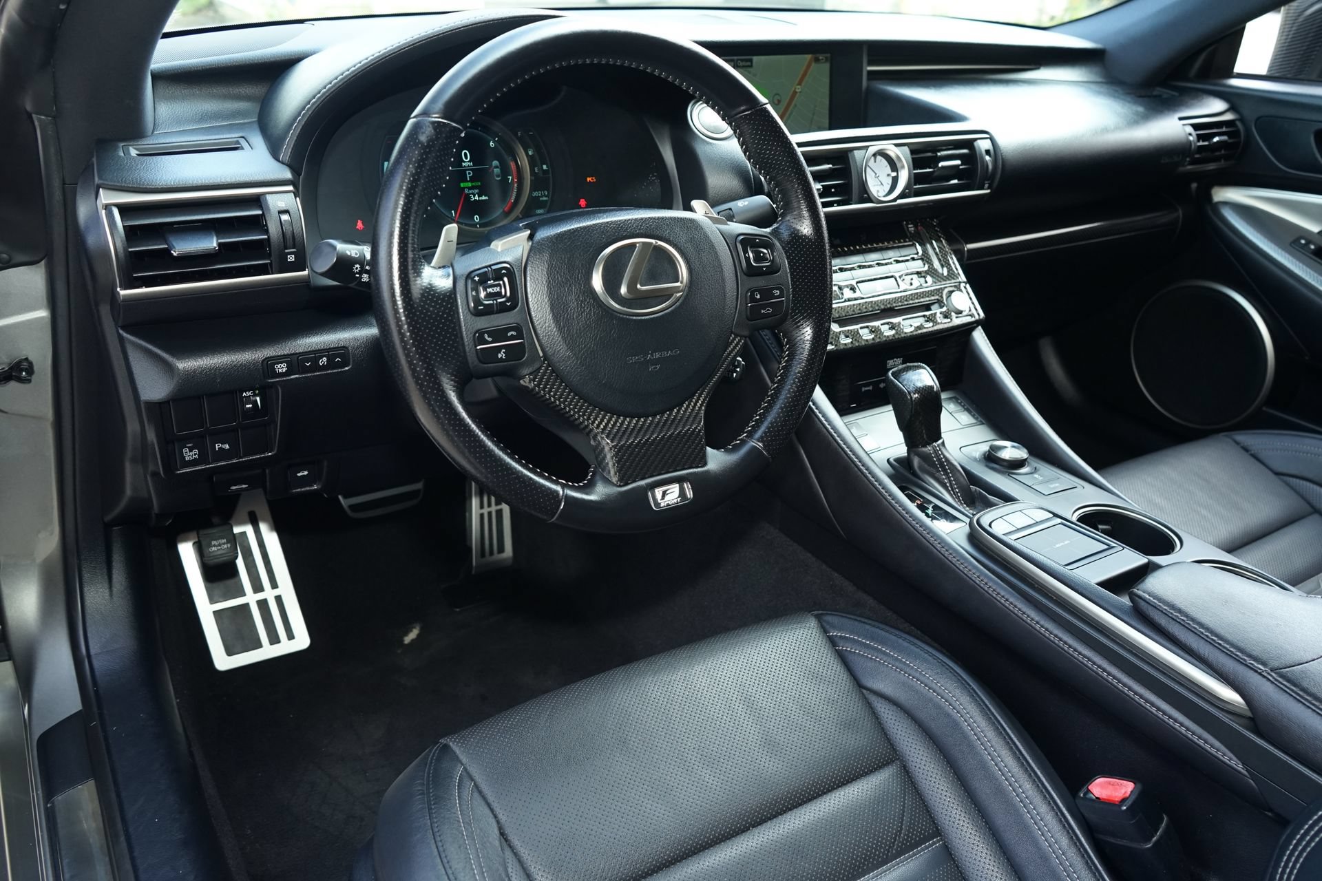 Used 2017 Lexus RC 350 F Sport RWD image 2