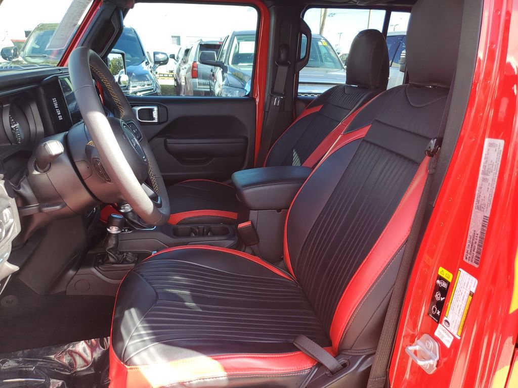 Used 2024 Jeep Wrangler Unlimited w/ LED Headlamp & Fog Lamp Group image 22