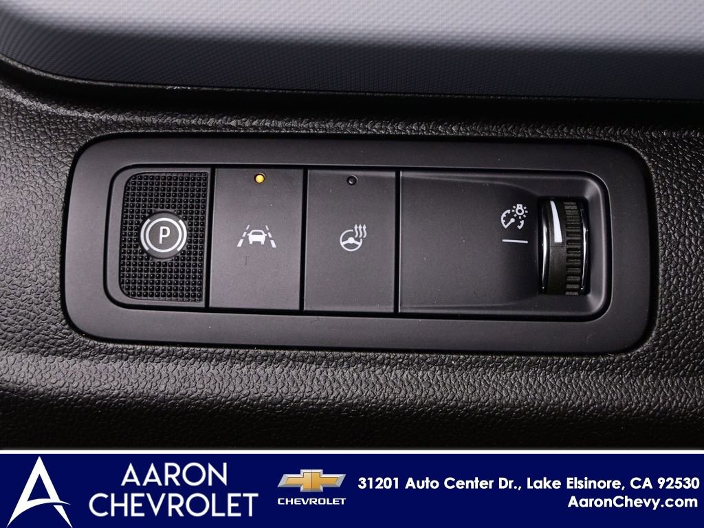 New 2027 Chevrolet Bolt LT w/ Comfort Package image 18