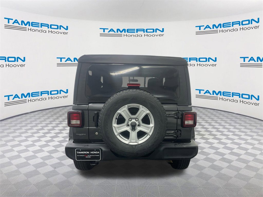 Used 2018 Jeep Wrangler Sport S image 4