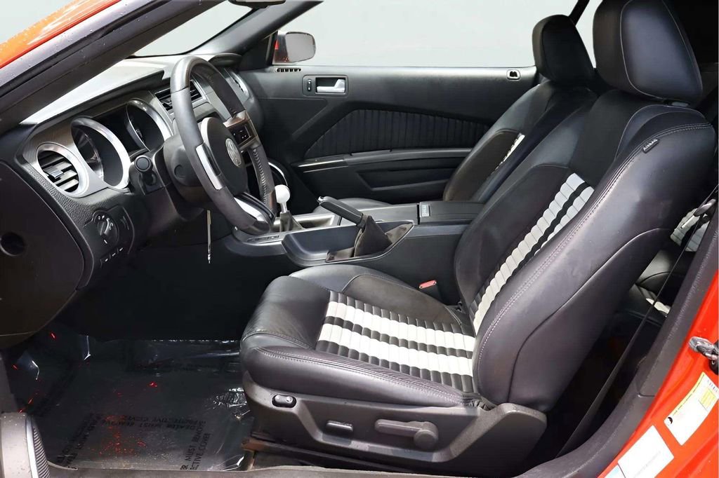Used 2012 Ford Mustang Shelby GT500 w/ Electronics Pkg image 9