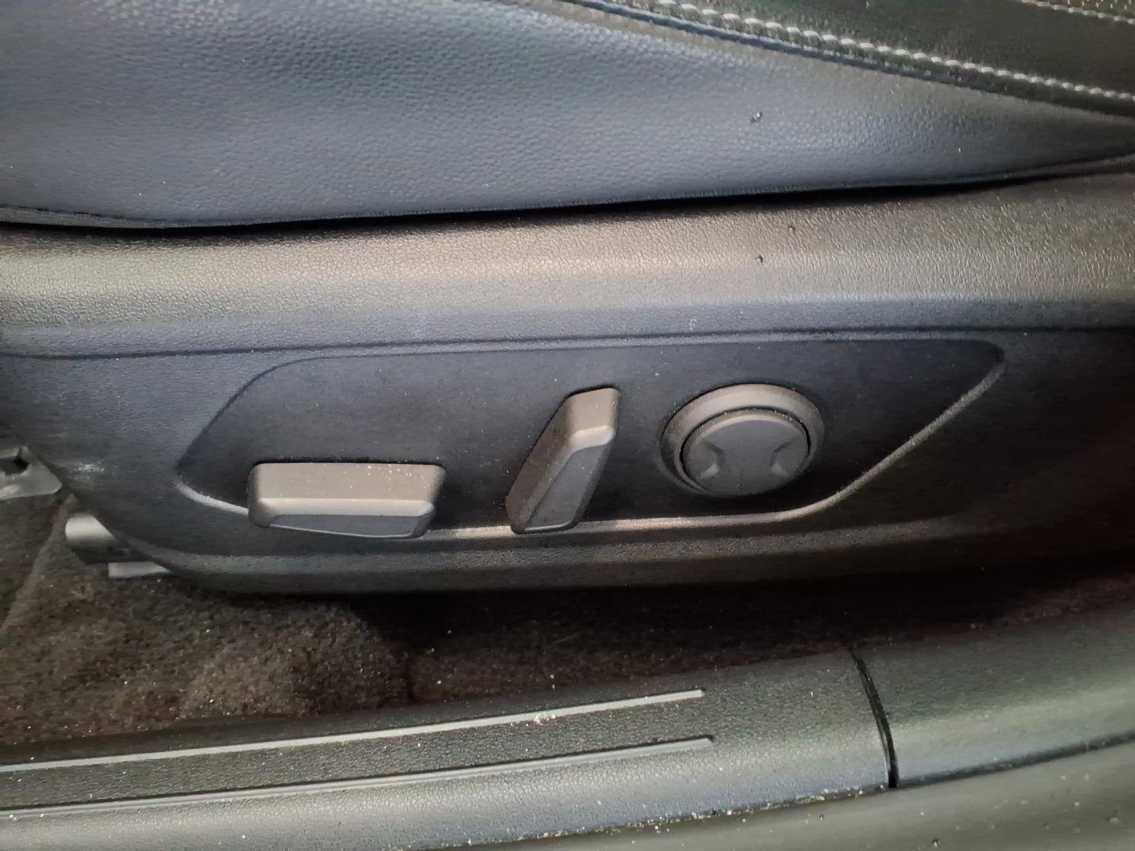 Certified 2023 Hyundai Elantra Limited image 16