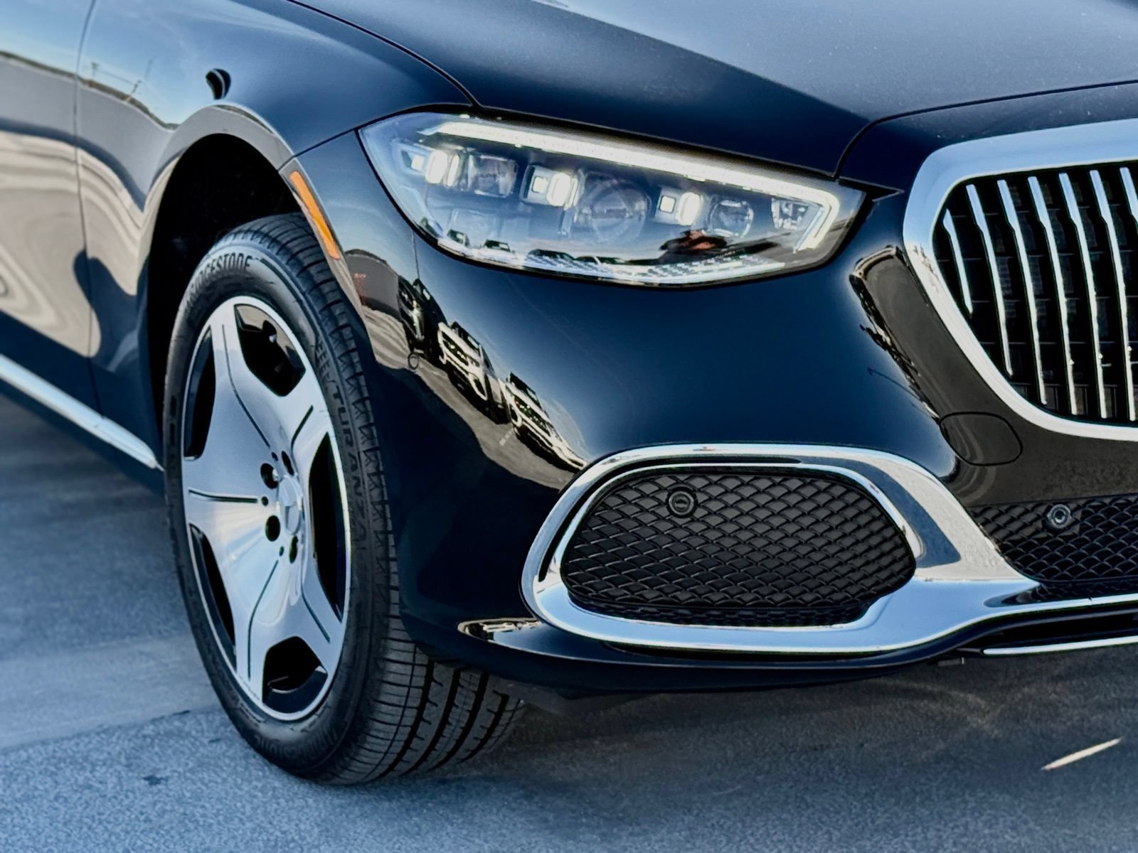 New 2026 Mercedes-Benz Maybach S 580 4MATIC image 7