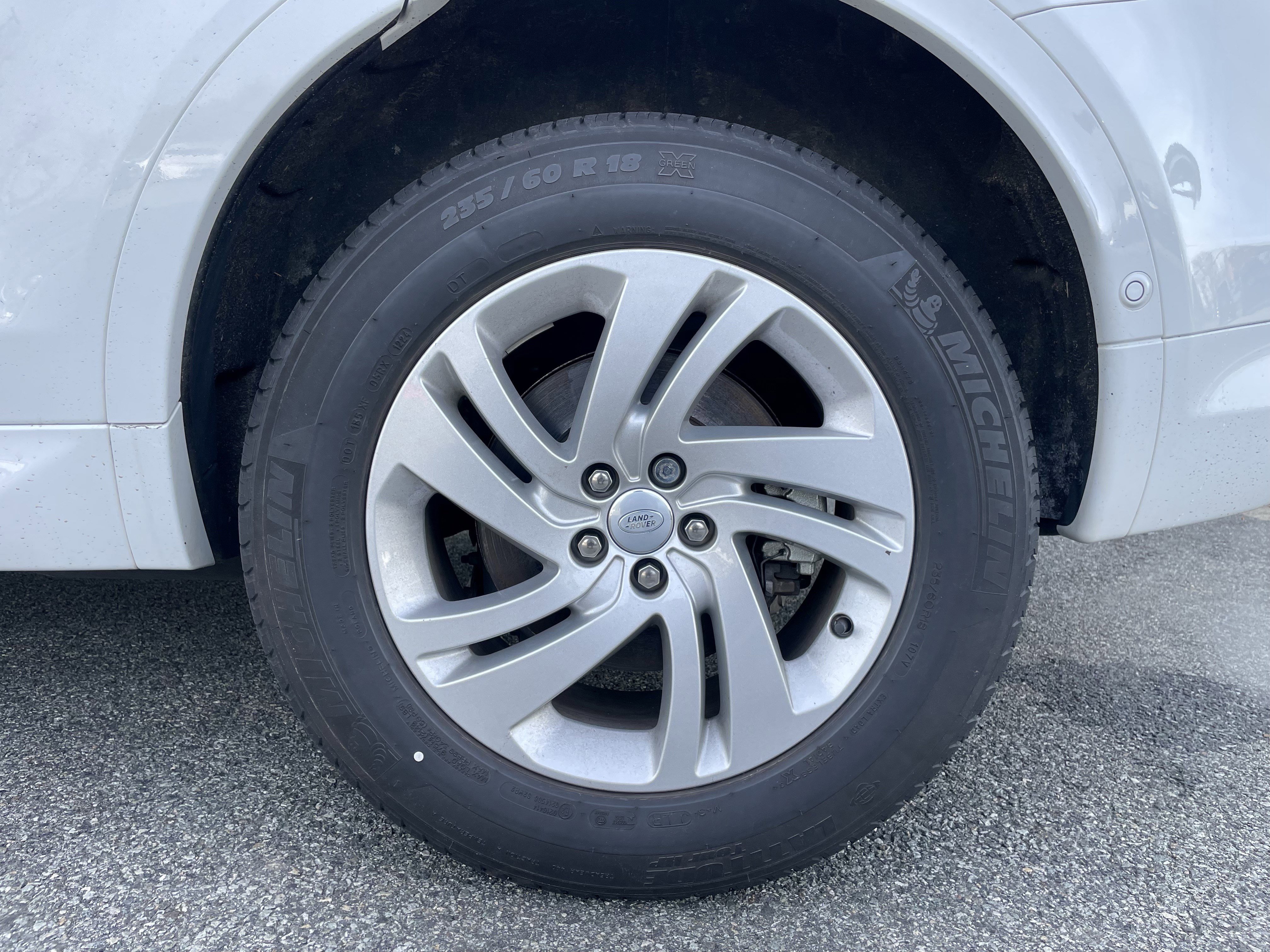 Certified 2024 Land Rover Discovery Sport S image 10