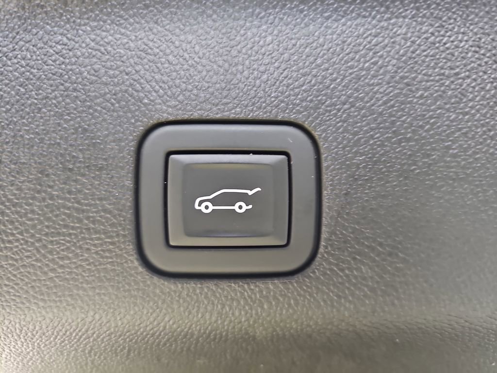 Certified 2024 GMC Yukon XL SLT w/ SLT Premium Package image 19