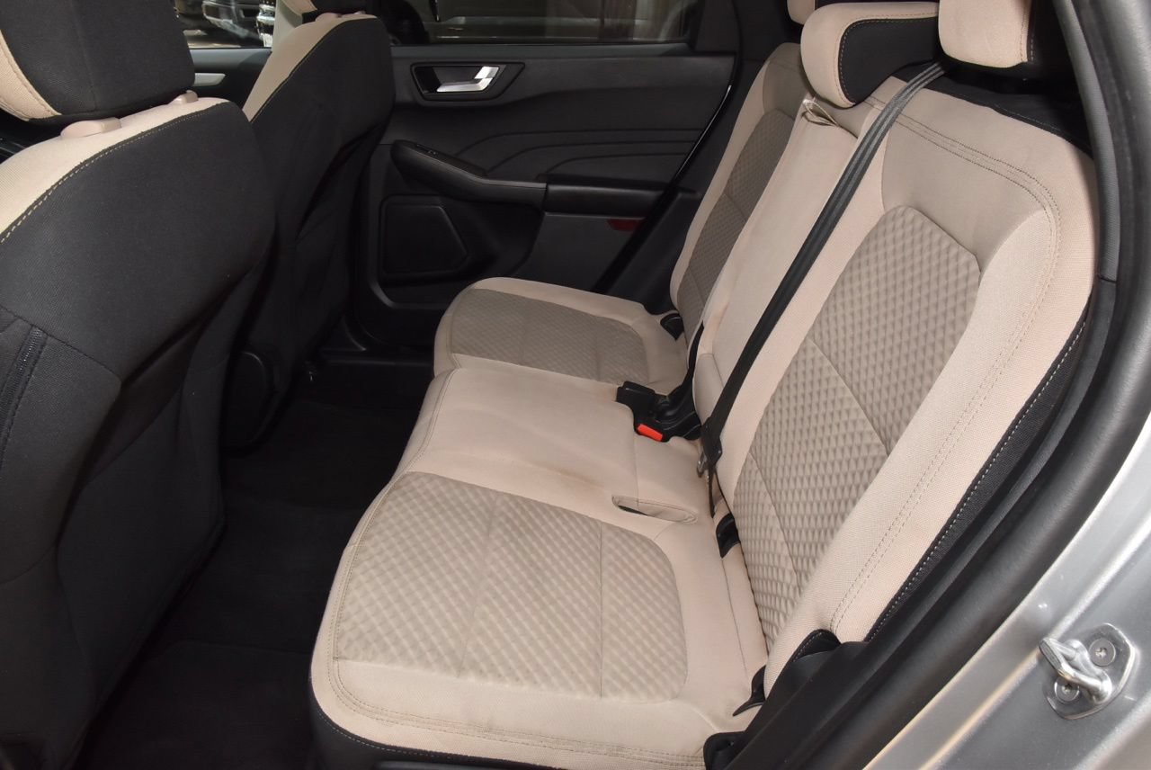Used 2021 Ford Escape SE w/ SE Sport Appearance Package FWD image 14