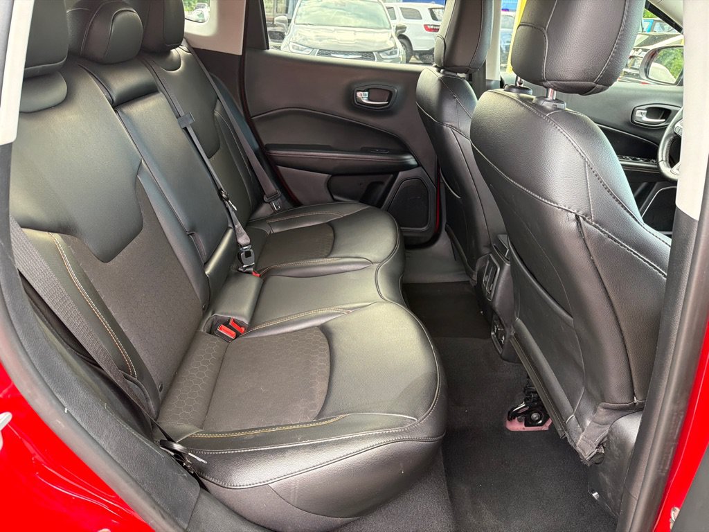 Used 2021 Jeep Compass Latitude w/ Convenience Group AWD/4WD image 26