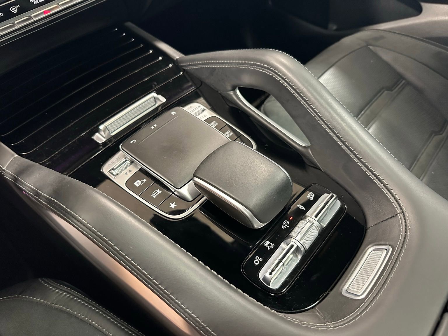 Used 2022 Mercedes-Benz GLE 53 AMG 4MATIC Coupe image 36