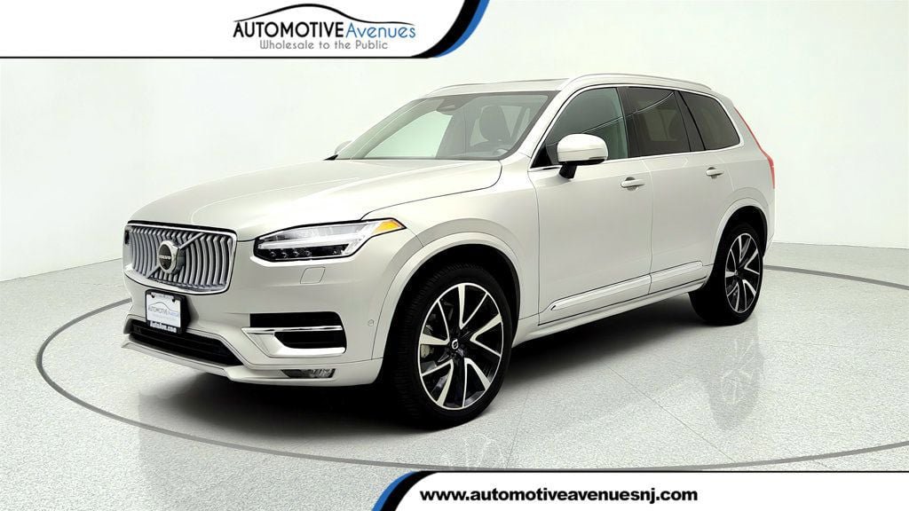 Used 2024 Volvo XC90 B6 Plus w/ Protection Package Premier AWD/4WD image 1