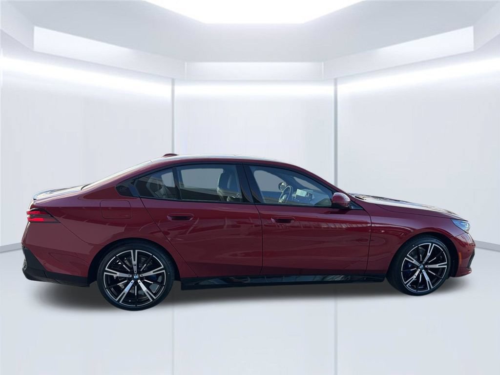 New 2026 BMW 530i xDrive w/ M Sport Package AWD/4WD image 7