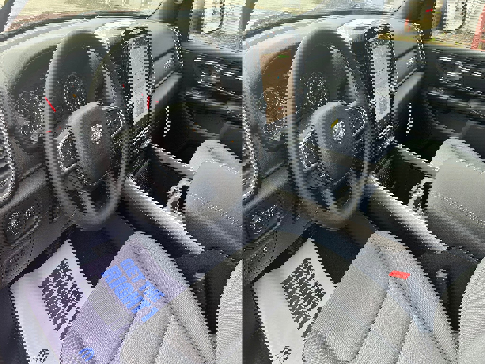 New 2026 RAM 1500 Big Horn AWD/4WD image 16