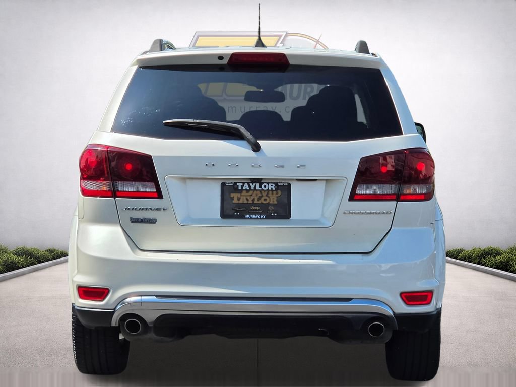 Used 2019 Dodge Journey Crossroad FWD image 6