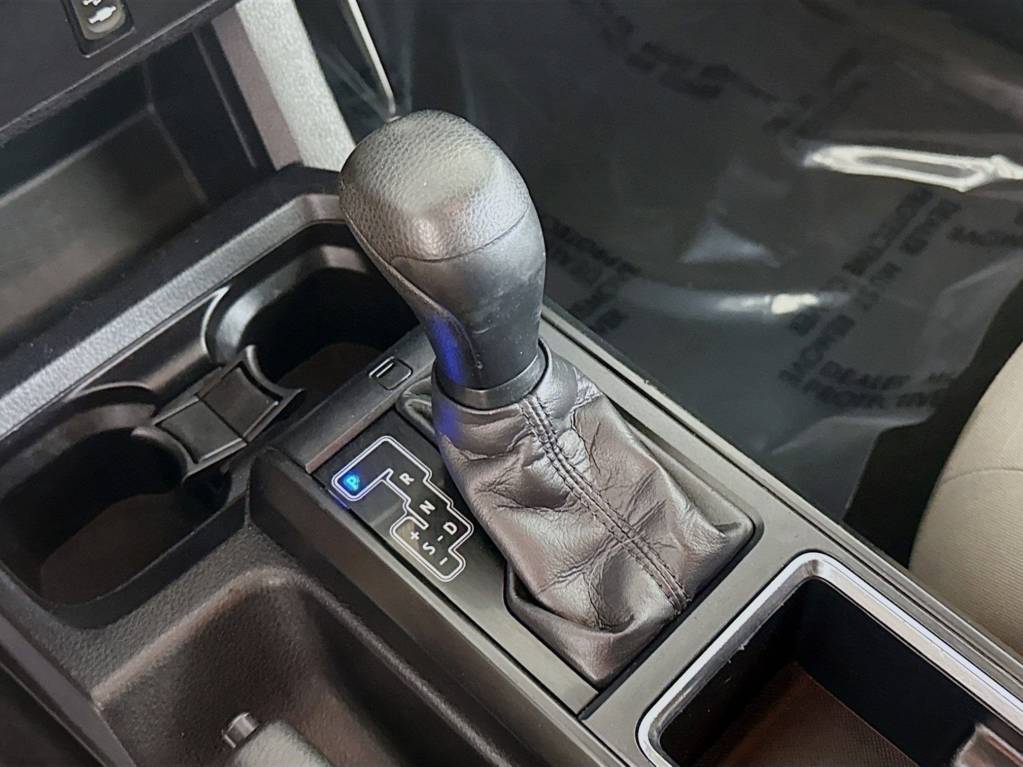 Used 2017 Toyota Tacoma SR image 20