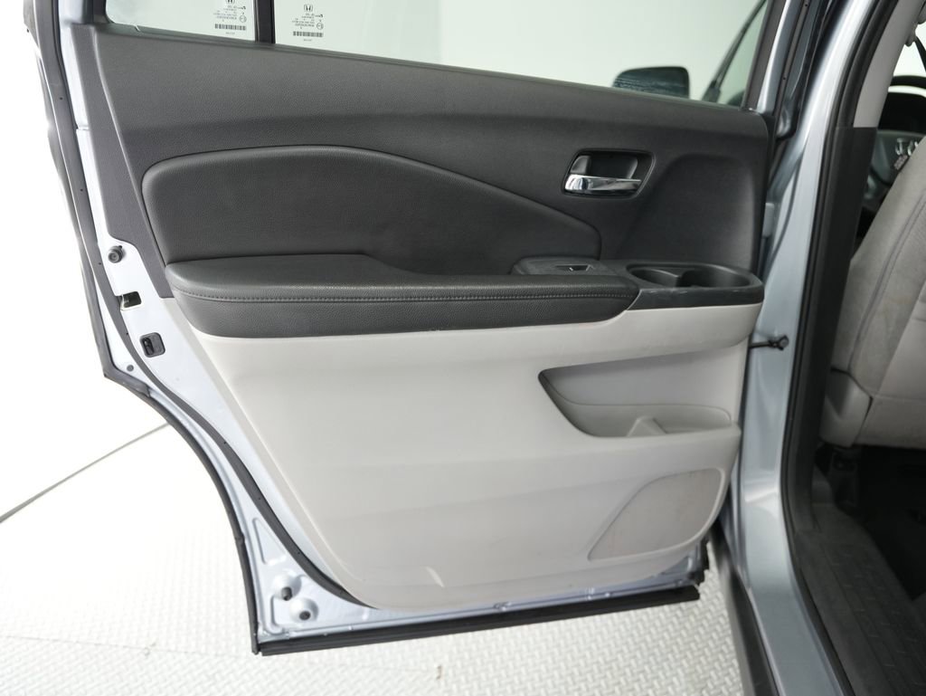 Used 2020 Honda Pilot EX image 33