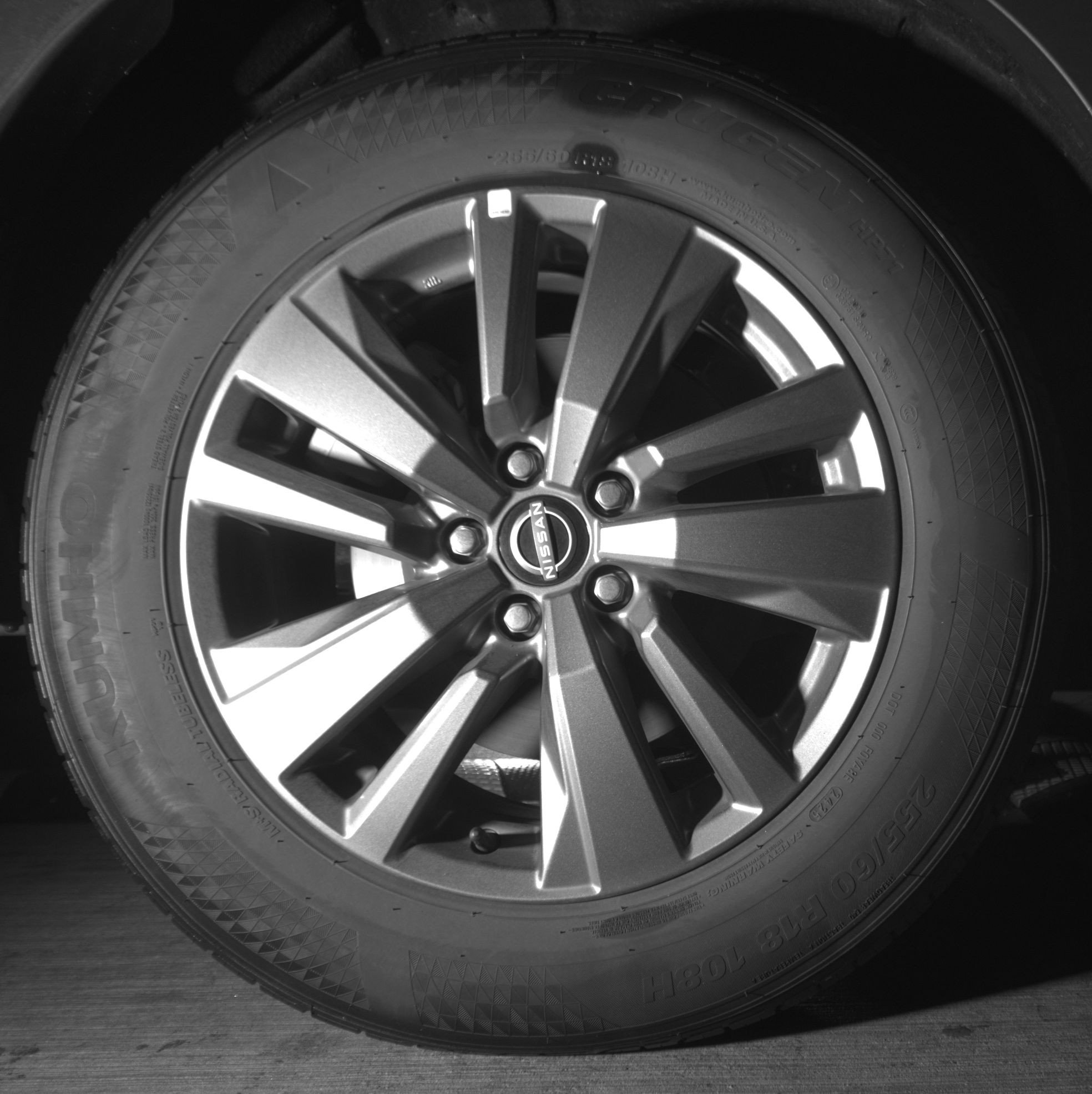 Used 2025 Nissan Pathfinder SV FWD image 15