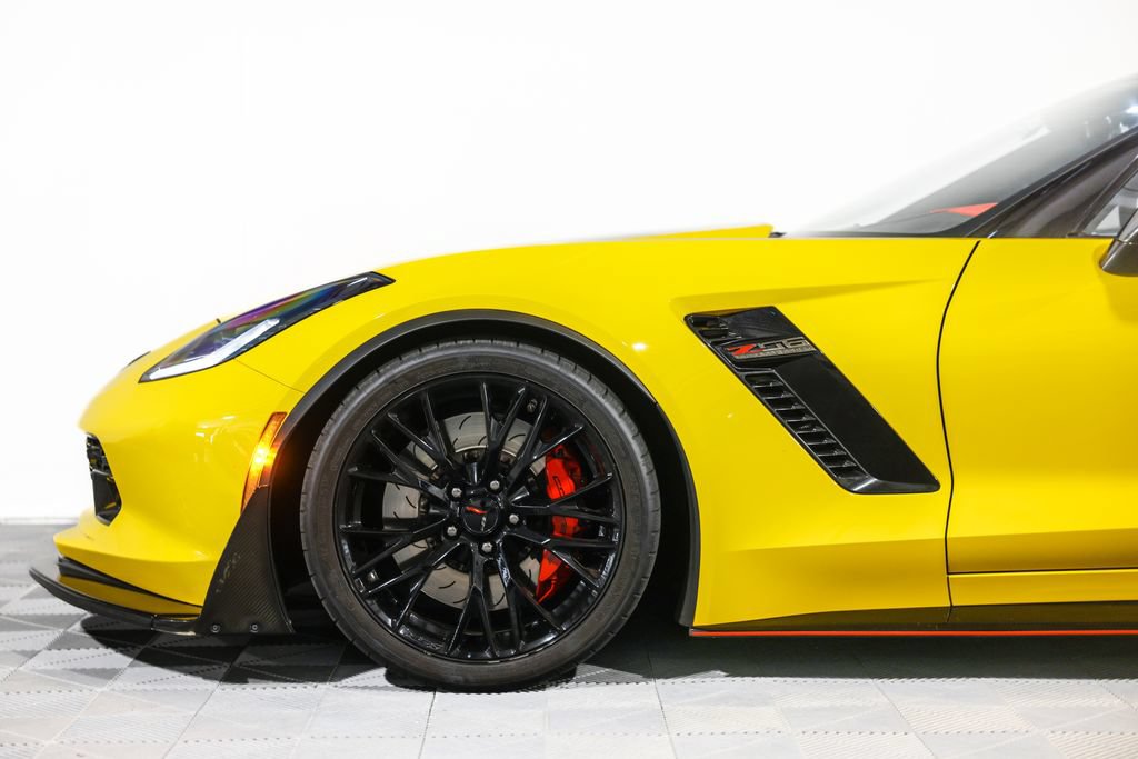 Used 2016 Chevrolet Corvette Z06 w/ 3LZ Preferred Equipment Group RWD image 24