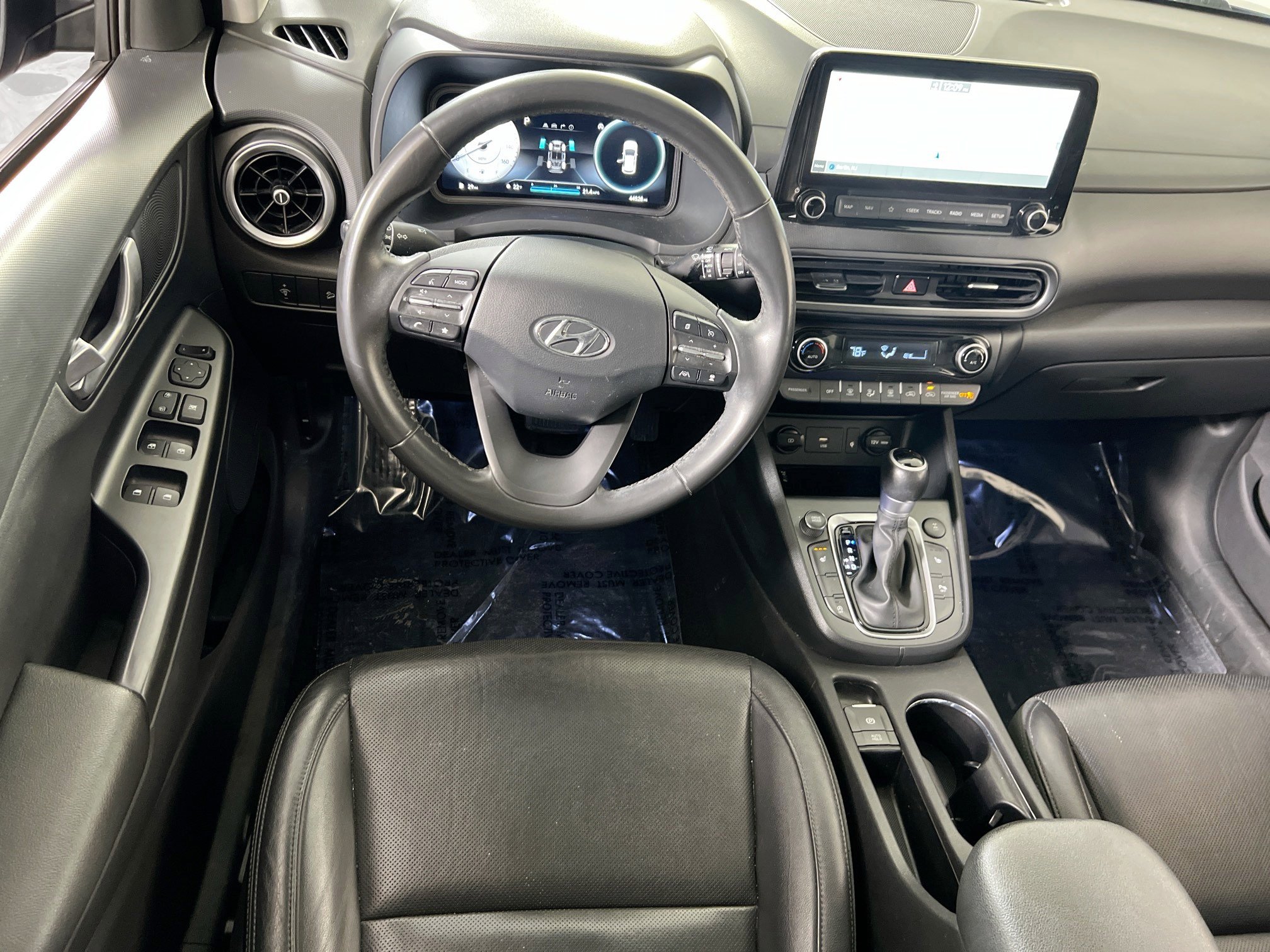 Used 2022 Hyundai Kona Limited w/ Cargo Package image 24