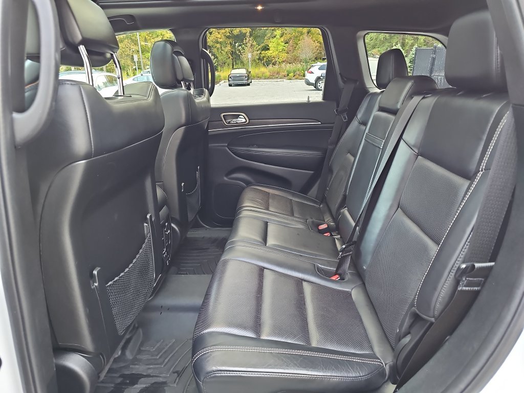 Used 2017 Jeep Grand Cherokee Limited w/ Luxury Group II AWD/4WD image 27