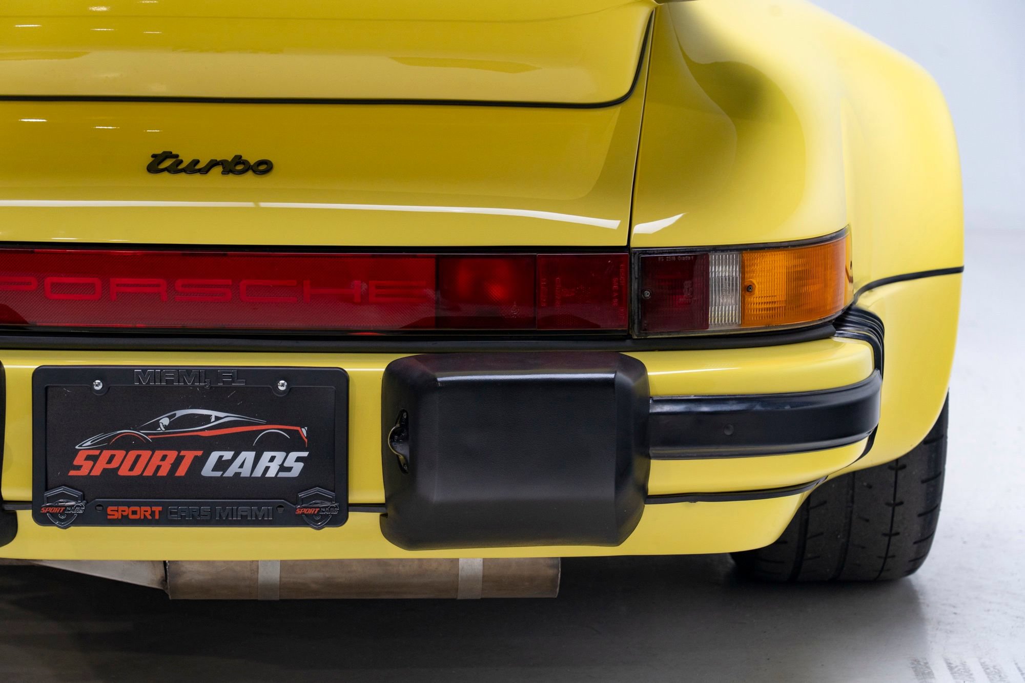 Used 1988 Porsche 911 Carrera RWD image 53