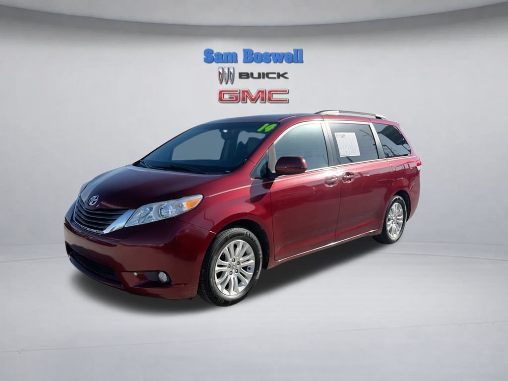 Used 2014 Toyota Sienna XLE FWD image 5