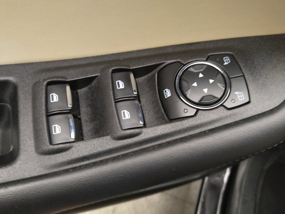 Used 2024 Ford Edge SEL image 27