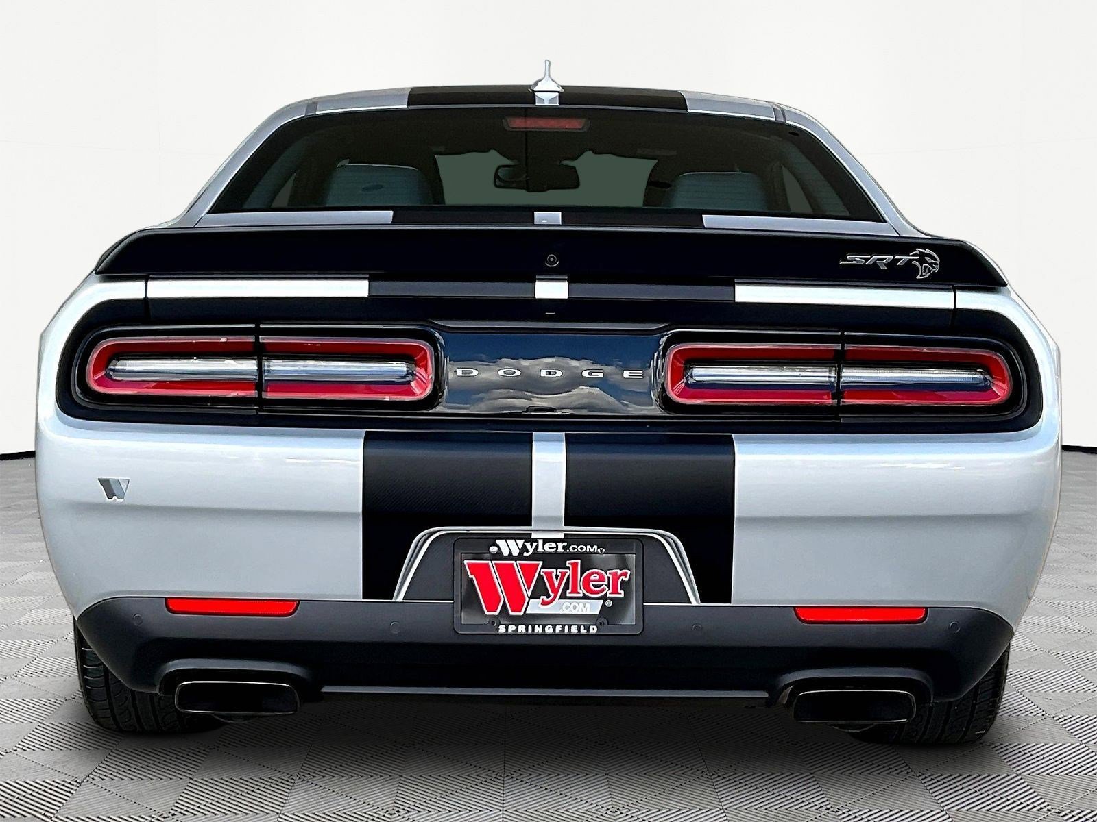 Used 2021 Dodge Challenger SRT Hellcat w/ Plus Package RWD image 5